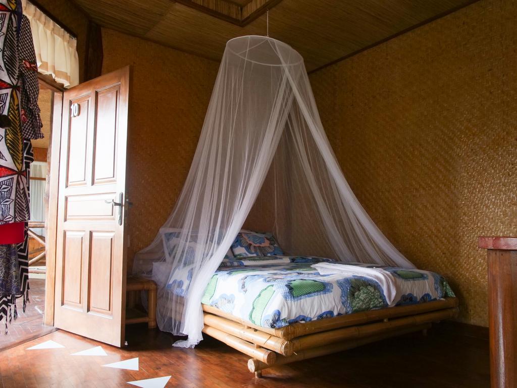 Tehila House Hotel Canggu Kültér fotó